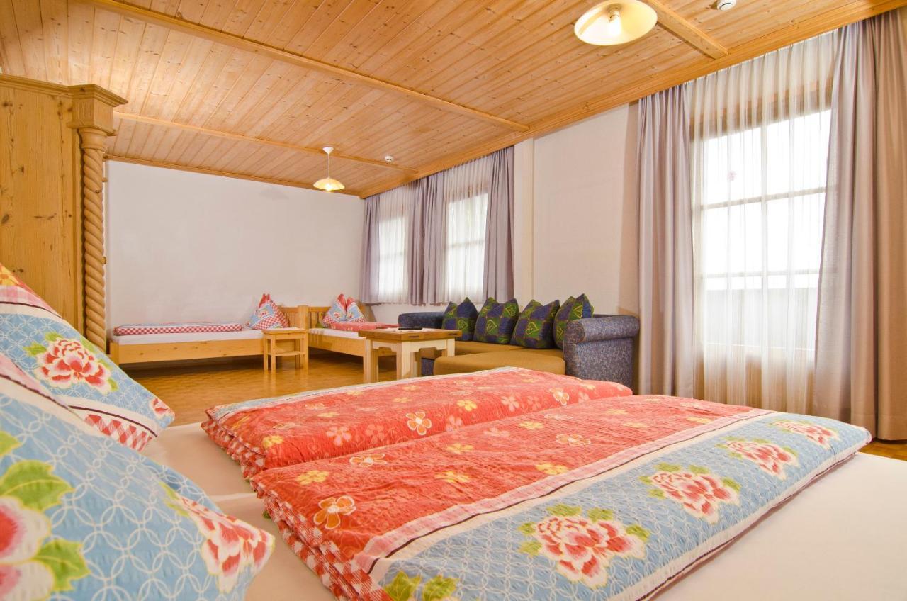 Weberstube Weberhaus Zollhaus Zollstoeckl Leilighet Obertilliach Eksteriør bilde